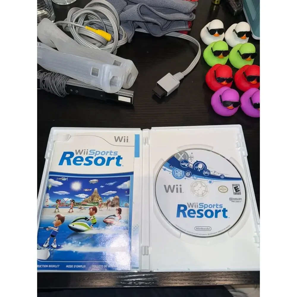 Wii Sports Resort - Nintendo Wii CIB GREAT CONDITION